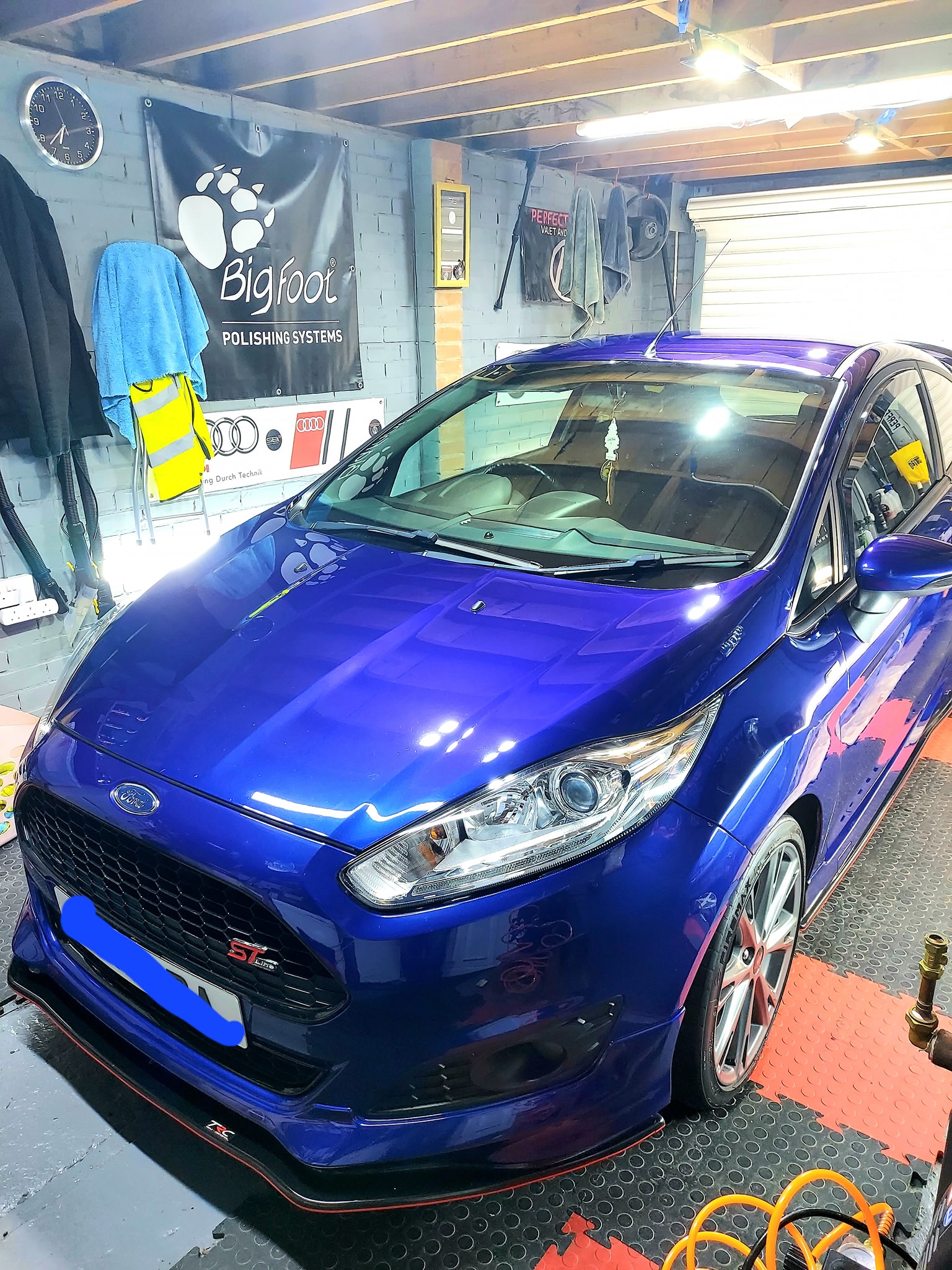 Perfect Details NI, Classic car and vehicle detailing and valet services